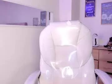 Girls: Stay up-to-date with the new immersive cumshows range and check-out the cutest escorts exhibit their wet clitoris and sweet physiques as they strip off and climax.