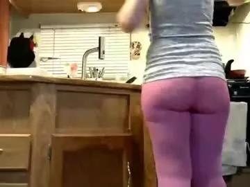 bootyinpantyhose from Chaturbate
