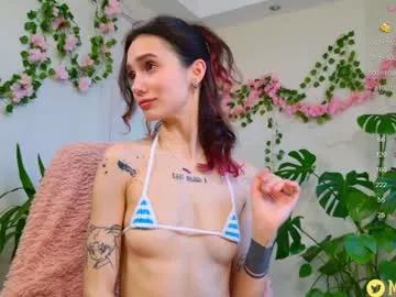 Girls: Stay up-to-date with the new immersive cumshows range and check-out the cutest escorts exhibit their wet clitoris and sweet physiques as they strip off and climax.