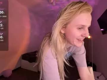 Girls: Stay up-to-date with the new immersive cumshows range and check-out the cutest escorts exhibit their wet clitoris and sweet physiques as they strip off and climax.