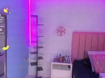 Girls: Stay up-to-date with the new immersive cumshows range and check-out the cutest escorts exhibit their wet clitoris and sweet physiques as they strip off and climax.