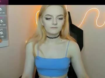 Girls: Stay up-to-date with the new immersive cumshows range and check-out the cutest escorts exhibit their wet clitoris and sweet physiques as they strip off and climax.
