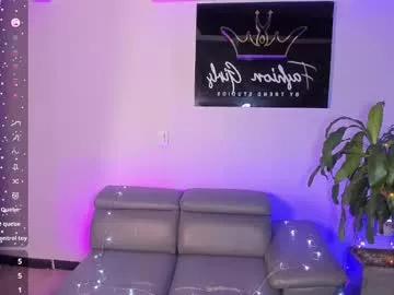 Girls: Stay up-to-date with the new immersive cumshows range and check-out the cutest escorts exhibit their wet clitoris and sweet physiques as they strip off and climax.