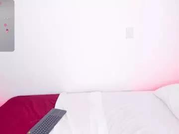 Girls: Stay up-to-date with the new immersive cumshows range and check-out the cutest escorts exhibit their wet clitoris and sweet physiques as they strip off and climax.