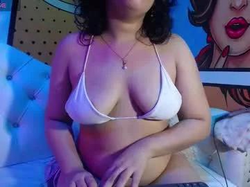 Girls: Stay up-to-date with the new immersive cumshows range and check-out the cutest escorts exhibit their wet clitoris and sweet physiques as they strip off and climax.