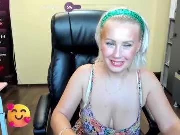 Girls: Stay up-to-date with the new immersive cumshows range and check-out the cutest escorts exhibit their wet clitoris and sweet physiques as they strip off and climax.