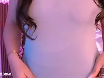 Girls: Stay up-to-date with the new immersive cumshows range and check-out the cutest escorts exhibit their wet clitoris and sweet physiques as they strip off and climax.