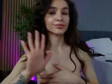 Girls: Stay up-to-date with the new immersive cumshows range and check-out the cutest escorts exhibit their wet clitoris and sweet physiques as they strip off and climax.