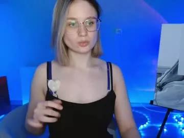 Girls: Stay up-to-date with the new immersive cumshows range and check-out the cutest escorts exhibit their wet clitoris and sweet physiques as they strip off and climax.