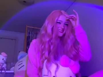 Girls: Stay up-to-date with the new immersive cumshows range and check-out the cutest escorts exhibit their wet clitoris and sweet physiques as they strip off and climax.