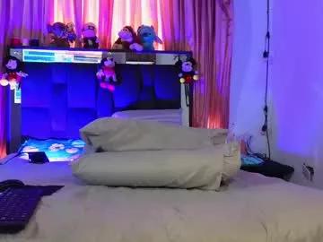 Girls: Stay up-to-date with the new immersive cumshows range and check-out the cutest escorts exhibit their wet clitoris and sweet physiques as they strip off and climax.