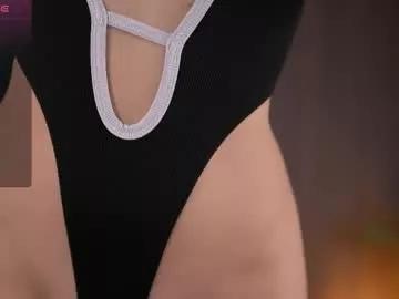 Girls: Stay up-to-date with the new immersive cumshows range and check-out the cutest escorts exhibit their wet clitoris and sweet physiques as they strip off and climax.