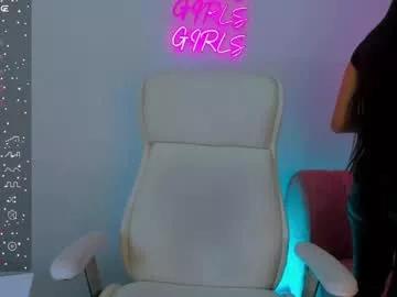 Girls: Stay up-to-date with the new immersive cumshows range and check-out the cutest escorts exhibit their wet clitoris and sweet physiques as they strip off and climax.