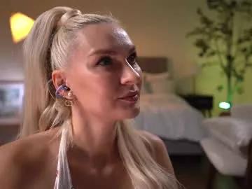 Girls ecstasy: Improve your chatting skills with these steamy streamers, and dive into the immersive world of exposed attraction.