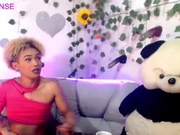 Girls: Stay up-to-date with the new immersive cumshows range and check-out the cutest escorts exhibit their wet clitoris and sweet physiques as they strip off and climax.