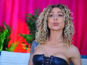 Girls: Stay up-to-date with the new immersive cumshows range and check-out the cutest escorts exhibit their wet clitoris and sweet physiques as they strip off and climax.