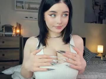 Girls: Stay up-to-date with the new immersive cumshows range and check-out the cutest escorts exhibit their wet clitoris and sweet physiques as they strip off and climax.