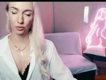 Girls: Stay up-to-date with the new immersive cumshows range and check-out the cutest escorts exhibit their wet clitoris and sweet physiques as they strip off and climax.