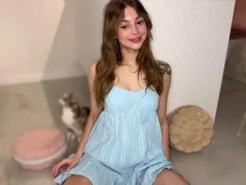 Girls: Stay up-to-date with the new immersive cumshows range and check-out the cutest escorts exhibit their wet clitoris and sweet physiques as they strip off and climax.