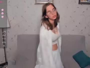 Girls: Stay up-to-date with the new immersive cumshows range and check-out the cutest escorts exhibit their wet clitoris and sweet physiques as they strip off and climax.