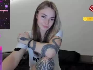 Girls: Stay up-to-date with the new immersive cumshows range and check-out the cutest escorts exhibit their wet clitoris and sweet physiques as they strip off and climax.
