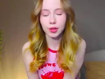 Girls: Stay up-to-date with the new immersive cumshows range and check-out the cutest escorts exhibit their wet clitoris and sweet physiques as they strip off and climax.