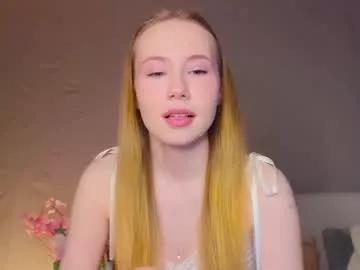 Girls: Stay up-to-date with the new immersive cumshows range and check-out the cutest escorts exhibit their wet clitoris and sweet physiques as they strip off and climax.