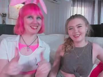 Girls: Stay up-to-date with the new immersive cumshows range and check-out the cutest escorts exhibit their wet clitoris and sweet physiques as they strip off and climax.