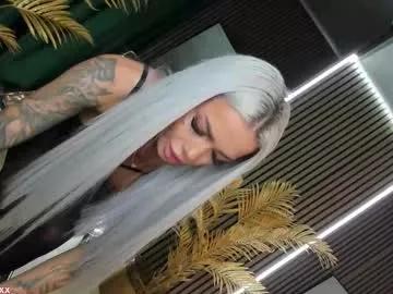 Girls ecstasy: Improve your chatting skills with these steamy streamers, and dive into the immersive world of exposed attraction.