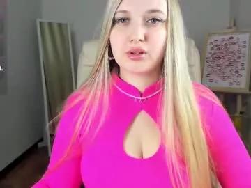 Girls: Stay up-to-date with the new immersive cumshows range and check-out the cutest escorts exhibit their wet clitoris and sweet physiques as they strip off and climax.