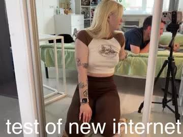 Girls: Stay up-to-date with the new immersive cumshows range and check-out the cutest escorts exhibit their wet clitoris and sweet physiques as they strip off and climax.