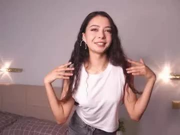 Girls: Stay up-to-date with the new immersive cumshows range and check-out the cutest escorts exhibit their wet clitoris and sweet physiques as they strip off and climax.
