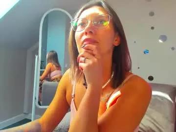 Girls: Stay up-to-date with the new immersive cumshows range and check-out the cutest escorts exhibit their wet clitoris and sweet physiques as they strip off and climax.