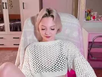 Girls: Stay up-to-date with the new immersive cumshows range and check-out the cutest escorts exhibit their wet clitoris and sweet physiques as they strip off and climax.