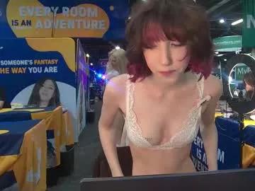 Girls: Stay up-to-date with the new immersive cumshows range and check-out the cutest escorts exhibit their wet clitoris and sweet physiques as they strip off and climax.