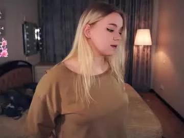 Girls: Stay up-to-date with the new immersive cumshows range and check-out the cutest escorts exhibit their wet clitoris and sweet physiques as they strip off and climax.