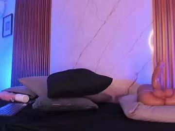 Girls: Stay up-to-date with the new immersive cumshows range and check-out the cutest escorts exhibit their wet clitoris and sweet physiques as they strip off and climax.