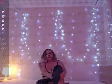 Girls: Stay up-to-date with the new immersive cumshows range and check-out the cutest escorts exhibit their wet clitoris and sweet physiques as they strip off and climax.