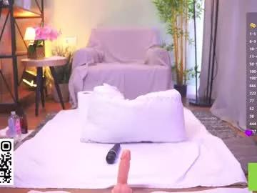 Girls: Stay up-to-date with the new immersive cumshows range and check-out the cutest escorts exhibit their wet clitoris and sweet physiques as they strip off and climax.