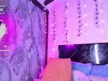 Girls: Stay up-to-date with the new immersive cumshows range and check-out the cutest escorts exhibit their wet clitoris and sweet physiques as they strip off and climax.