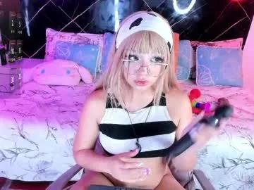 Girls: Stay up-to-date with the new immersive cumshows range and check-out the cutest escorts exhibit their wet clitoris and sweet physiques as they strip off and climax.
