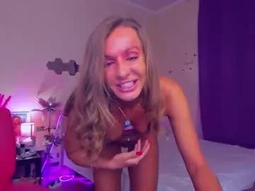 Girls: Stay up-to-date with the new immersive cumshows range and check-out the cutest escorts exhibit their wet clitoris and sweet physiques as they strip off and climax.