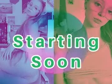 Get enchanted by the vitality and moves of our squirting, brunette and solo webcams. With their steamy costumes and masturbating shows, our gay-couples and nonude cam models are a sight to behold.