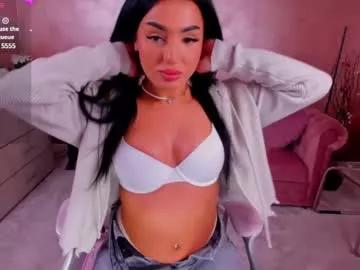 Girls: Stay up-to-date with the new immersive cumshows range and check-out the cutest escorts exhibit their wet clitoris and sweet physiques as they strip off and climax.
