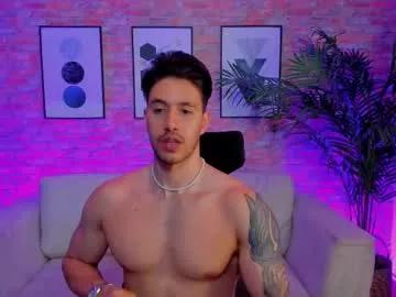 Girls: Stay up-to-date with the new immersive cumshows range and check-out the cutest escorts exhibit their wet clitoris and sweet physiques as they strip off and climax.