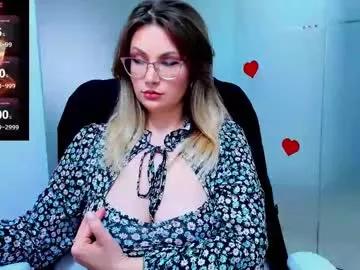 Girls: Stay up-to-date with the new immersive cumshows range and check-out the cutest escorts exhibit their wet clitoris and sweet physiques as they strip off and climax.