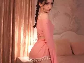 Girls: Stay up-to-date with the new immersive cumshows range and check-out the cutest escorts exhibit their wet clitoris and sweet physiques as they strip off and climax.