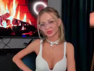 Girls: Stay up-to-date with the new immersive cumshows range and check-out the cutest escorts exhibit their wet clitoris and sweet physiques as they strip off and climax.