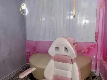 Girls: Stay up-to-date with the new immersive cumshows range and check-out the cutest escorts exhibit their wet clitoris and sweet physiques as they strip off and climax.