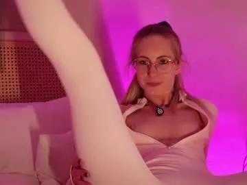 girl_i_am from Chaturbate is Freechat